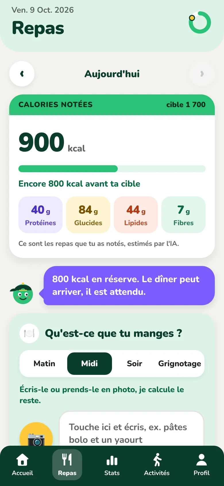 L'écran Repas de Kiloach, avec les calories notées et les nutriments du jour